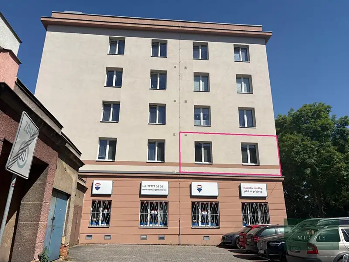 Byt 3+kk 66 m²