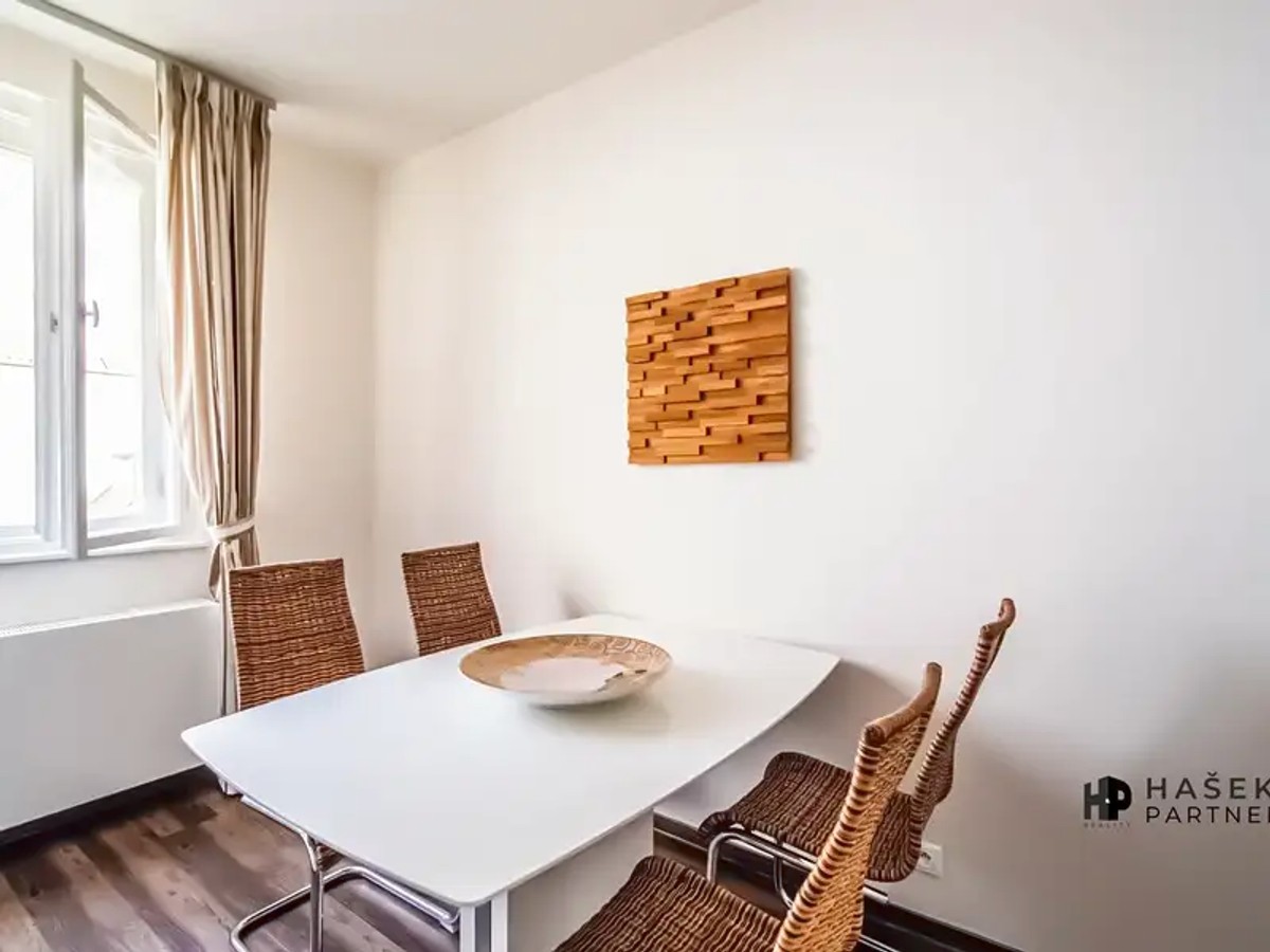 Mostecká 273, Praha – fotografie 4