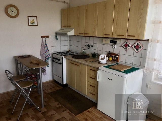 Prodaná  vila 220 m², pozemek 823 m²