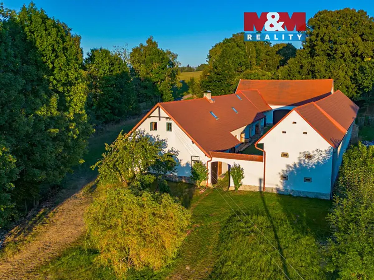 Prodej zemědělské usedlosti 245 m², pozemek 13625 m²