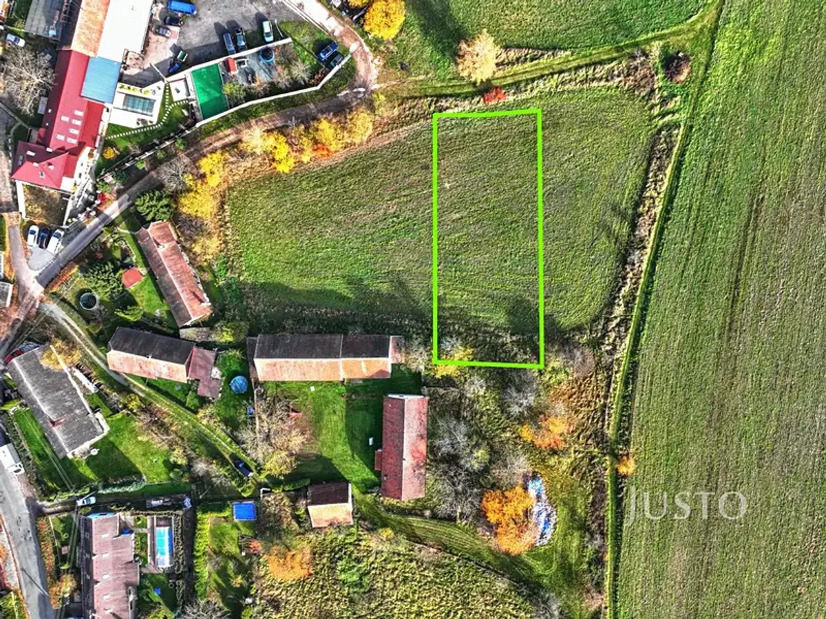 Stavební pozemek 1147 m²