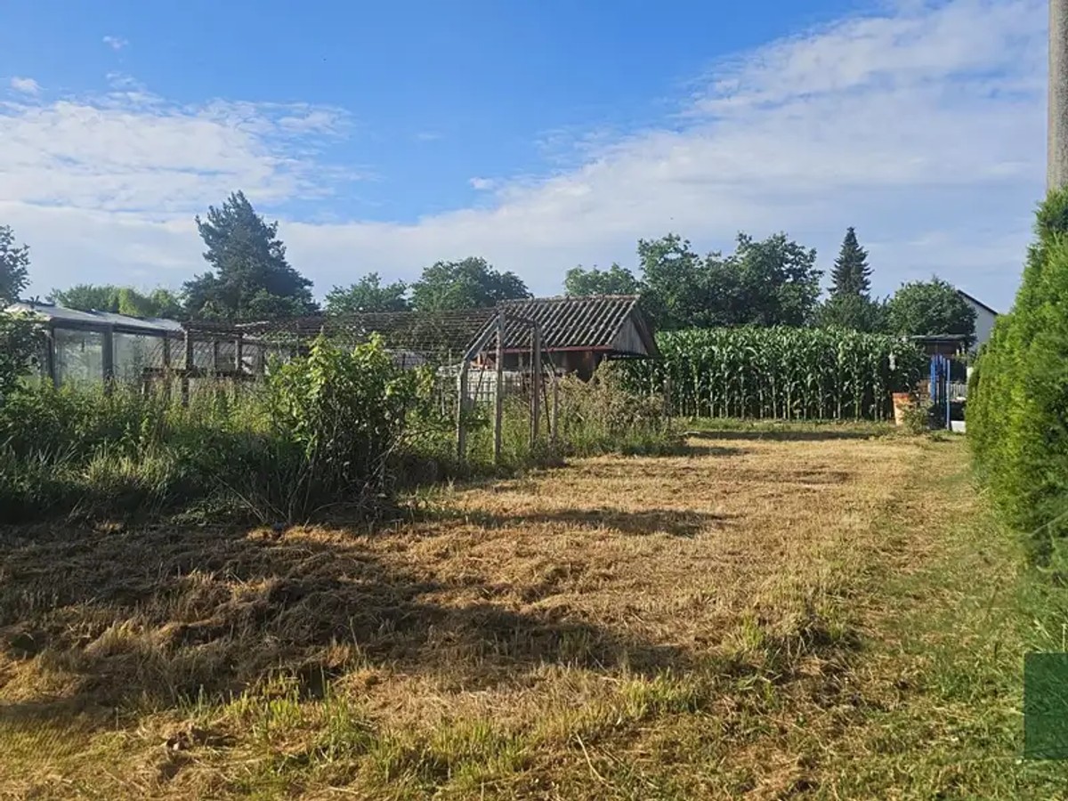 Zahradní 574, Bor