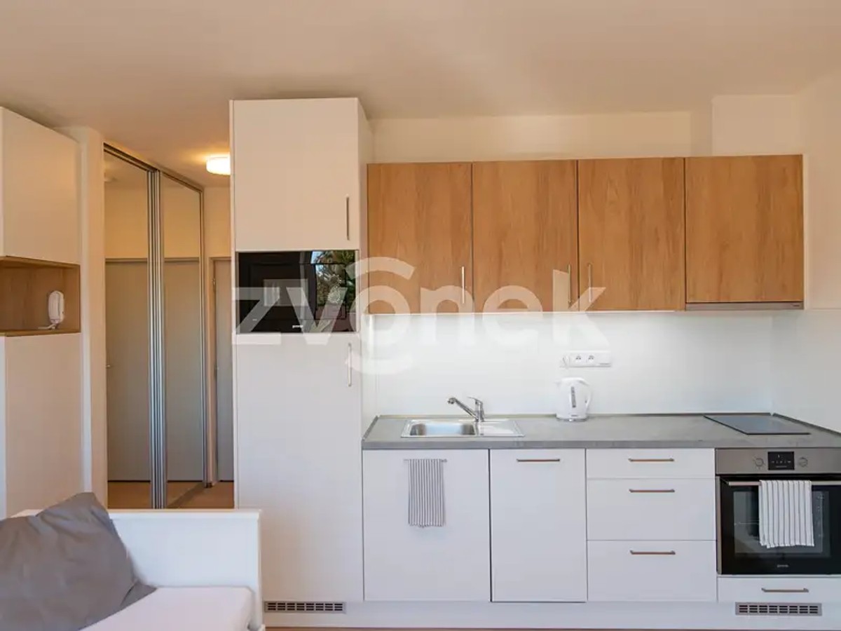 Zálešná II 7229, Zlín – fotografie 3