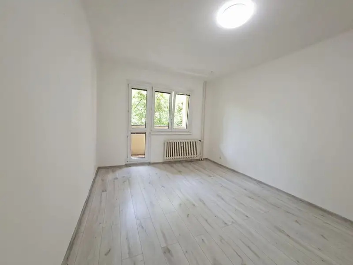 tř. Těreškovové, Karviná