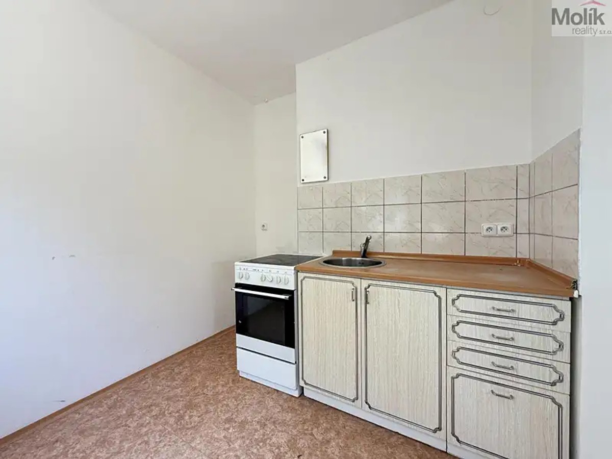 Hrdlovská 654, Osek – fotografie 2