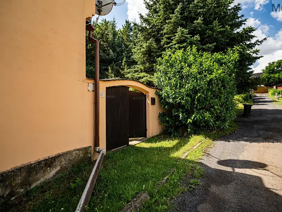 Bělušice 14, Bělušice – fotografie 2