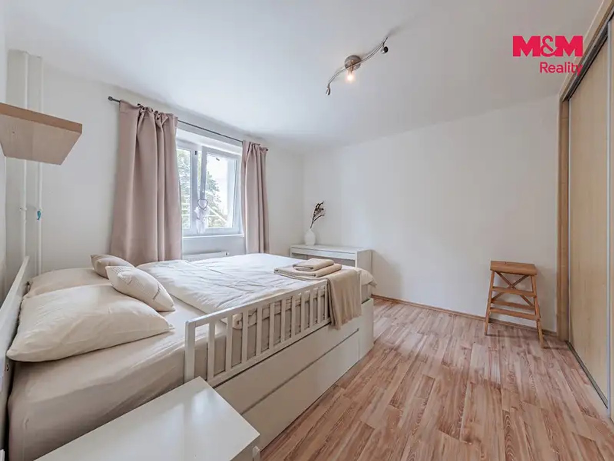 Luční 828, Ostrov – fotografie 5