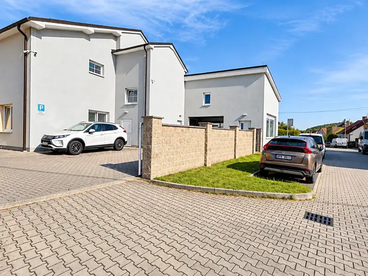 Dům 983 m²