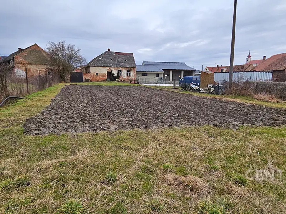 Stavební pozemek 2090 m²