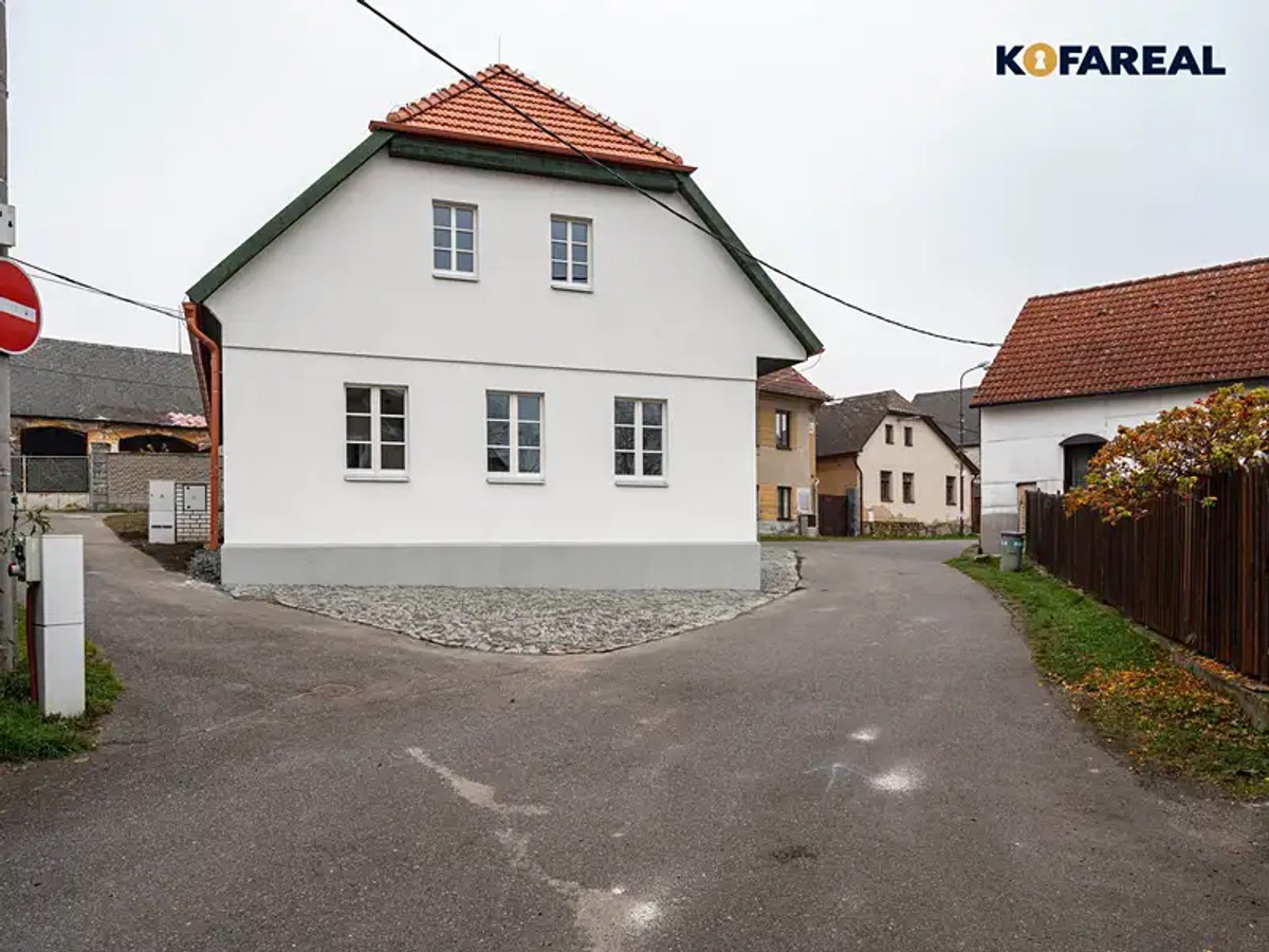 Čelakovské-Rajské, Rožmitál pod Třemšínem