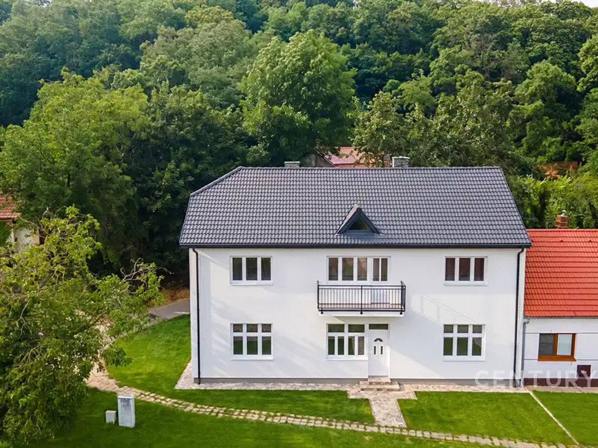 Prodej domu 228 m², pozemek 874 m²