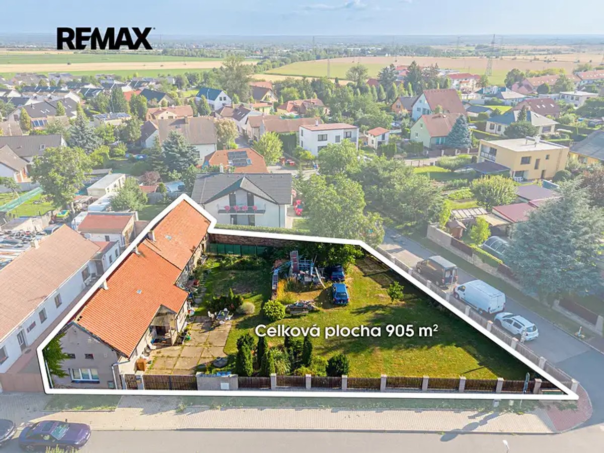 Stavební pozemek 905 m²