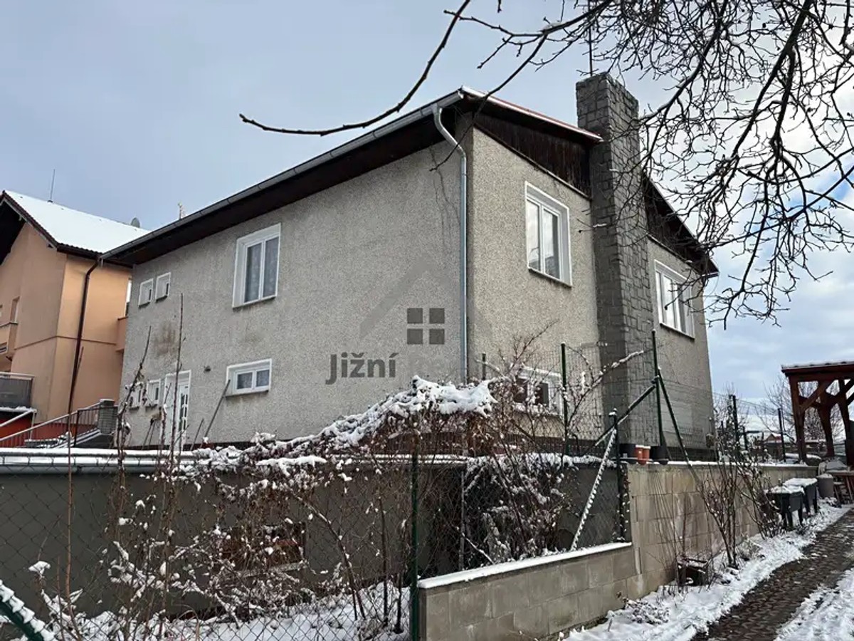 Dům 240 m²