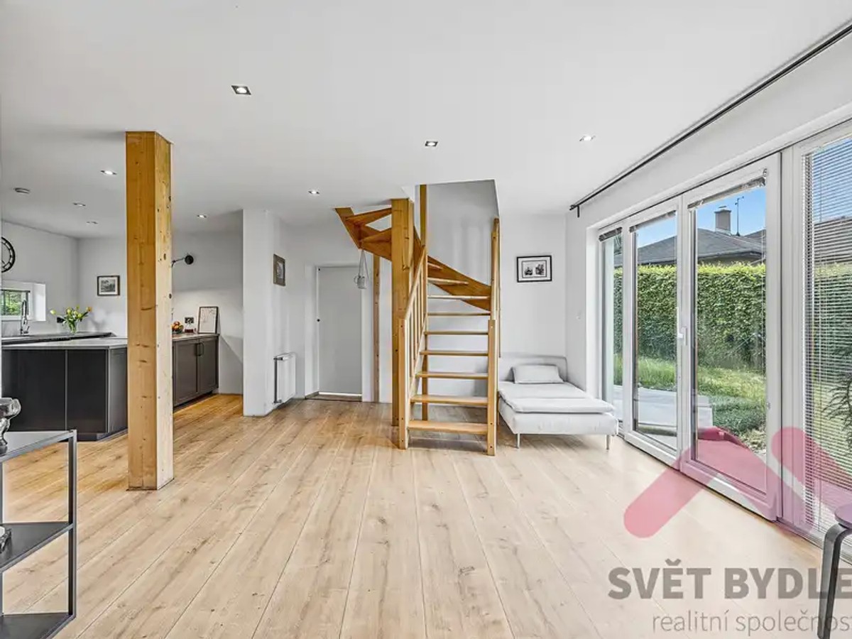 Všestarská 298, Tehov – fotografie 2
