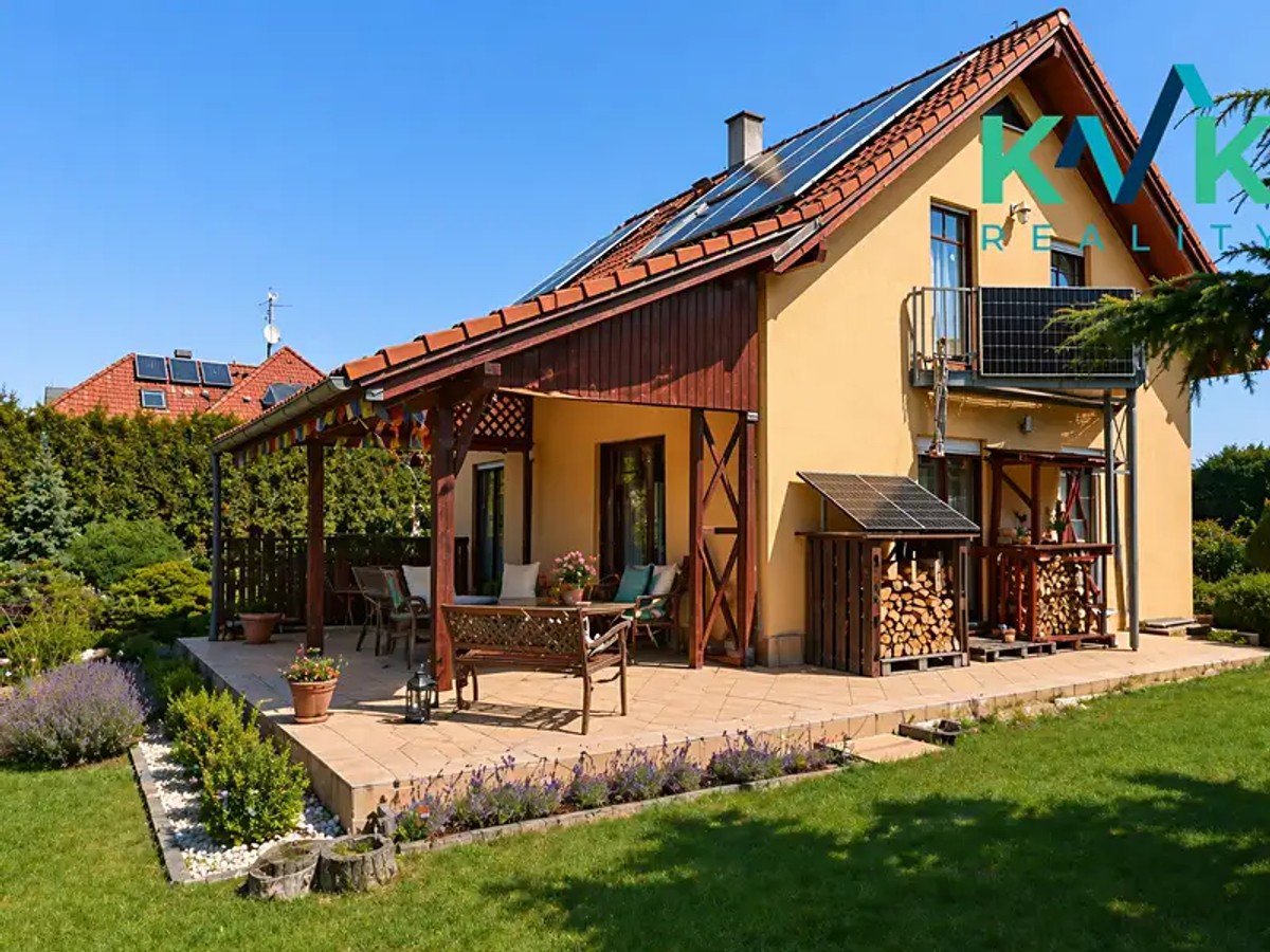 Prodej domu 250 m², pozemek 992 m²