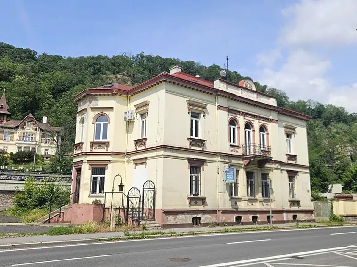 Pražská 1083, Ústí nad Labem