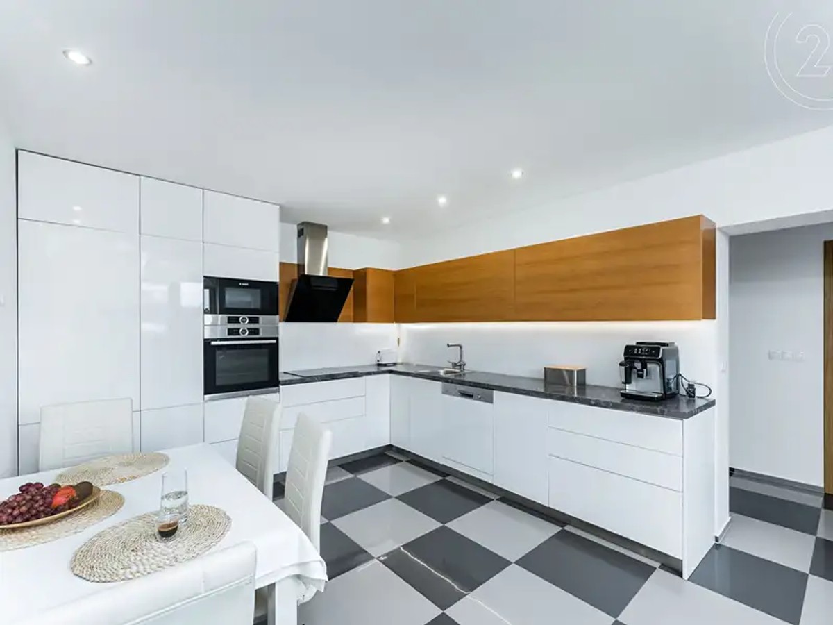 Dům 213 m²