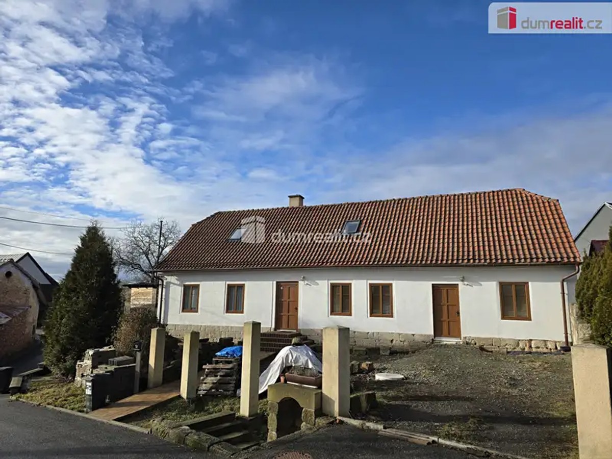 Prodej domu 230 m², pozemek 330 m²