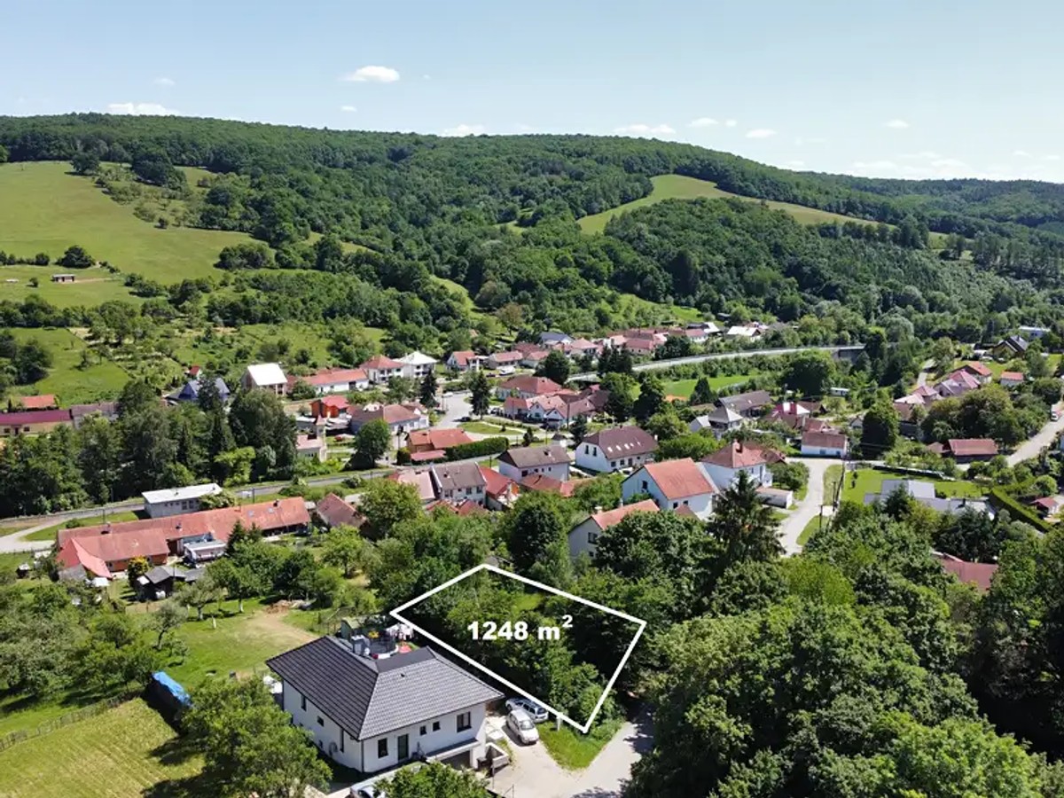 Stavební pozemek 1248&nbsp;m²