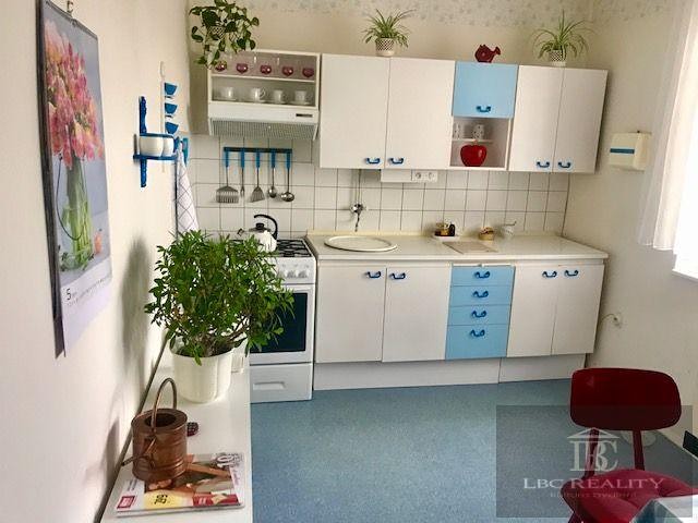 Prodaná  vila 220 m², pozemek 823 m²