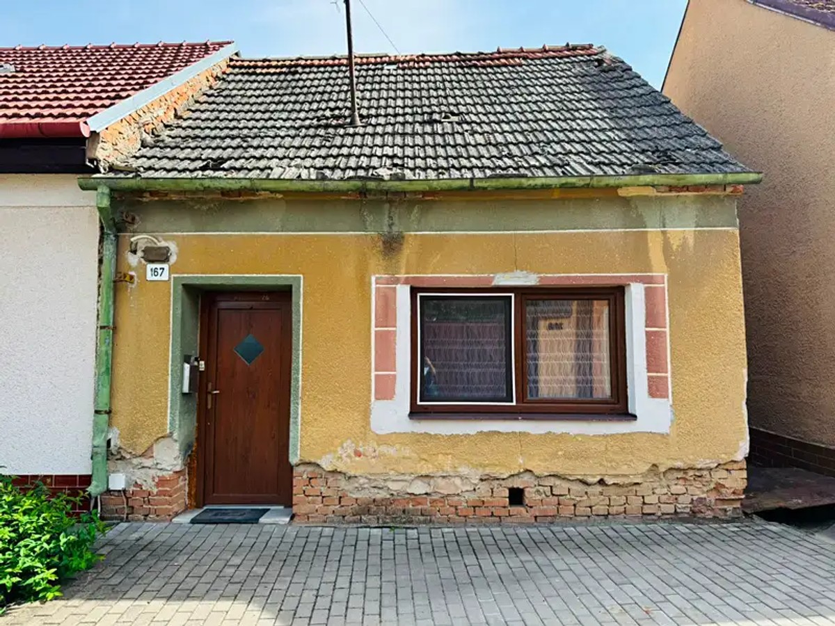 Návrší 167, Blučina