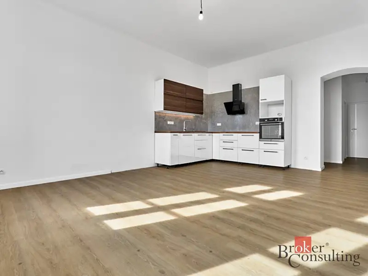 K Nemocnici 1299, Cheb – fotografie 2
