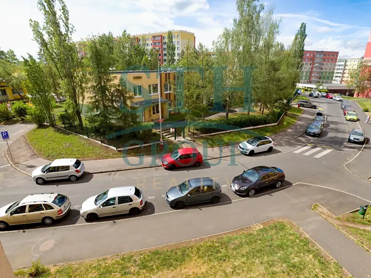 estate image