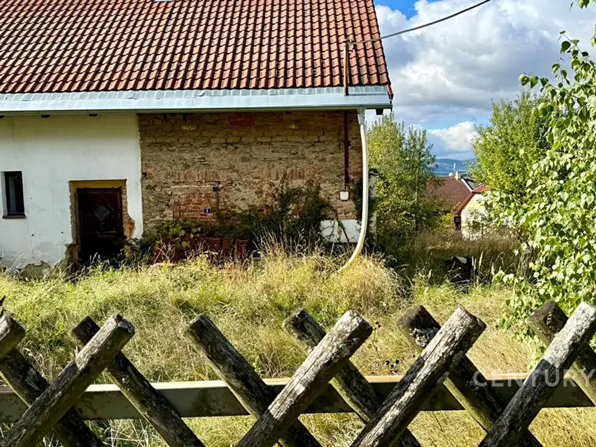 Stavební pozemek 878 m²