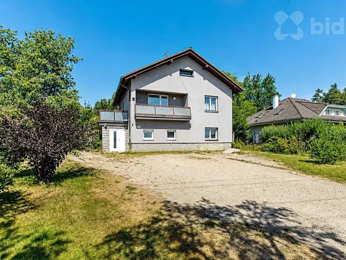 Nádraží 434, Velešín