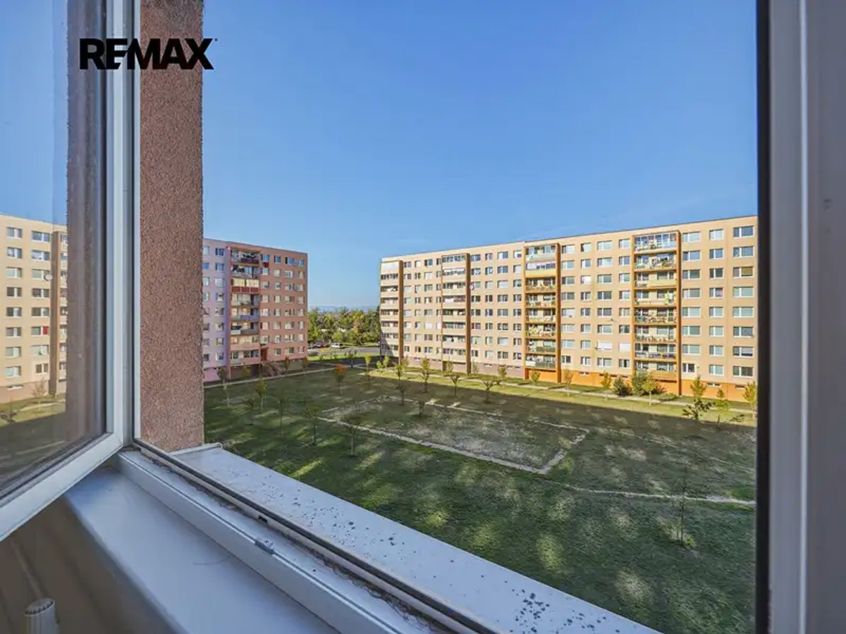 Dr. Václava Kůrky 2833, Žatec – fotografie 3