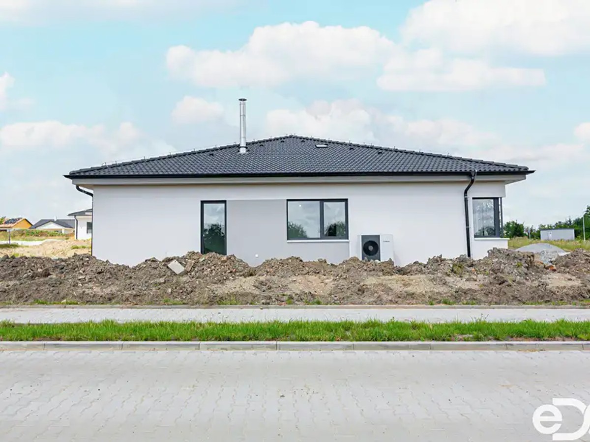 Dalovice, okres Mladá Boleslav – fotografie 2
