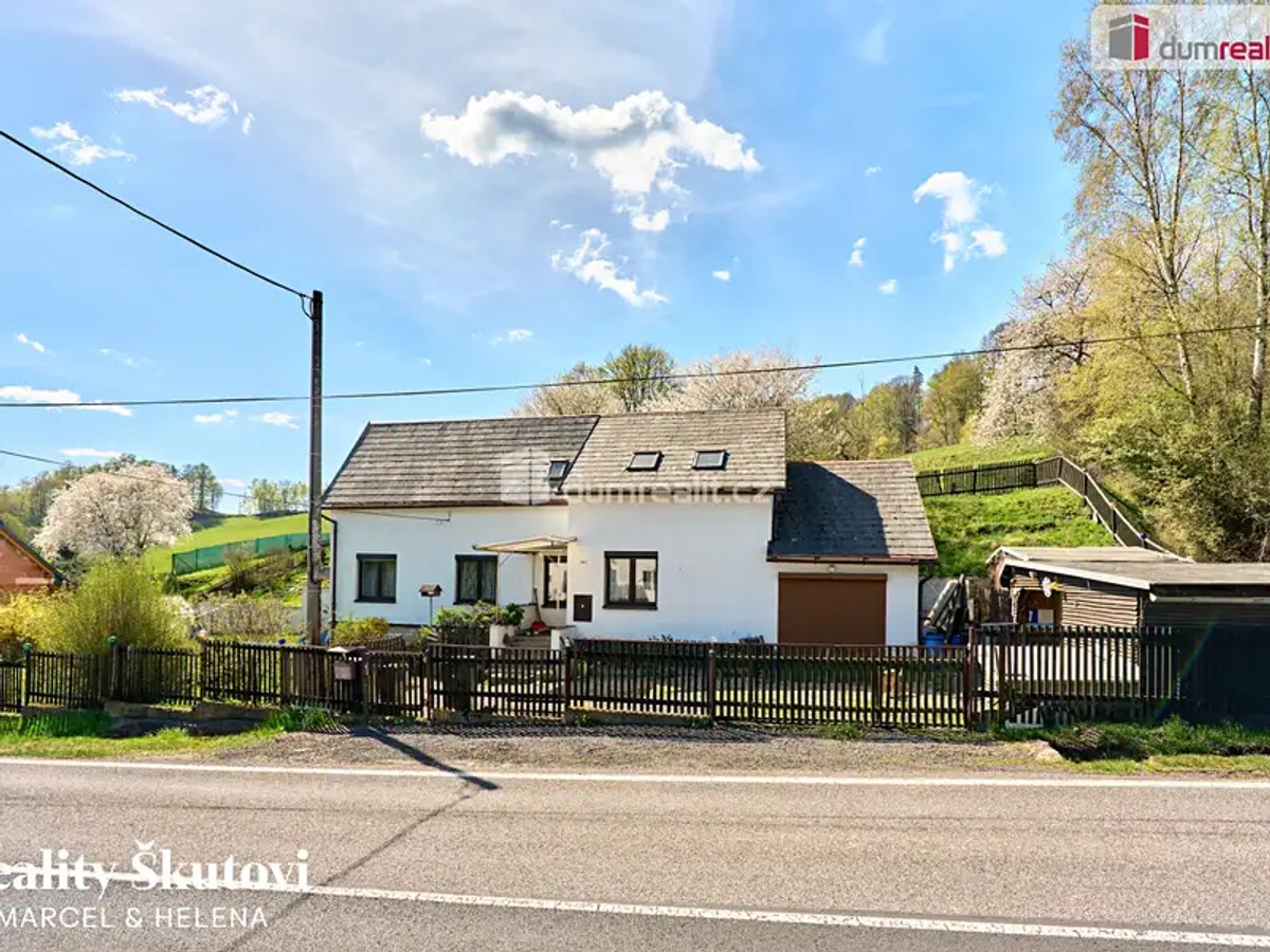 Prodej domu 120 m², pozemek 800 m²