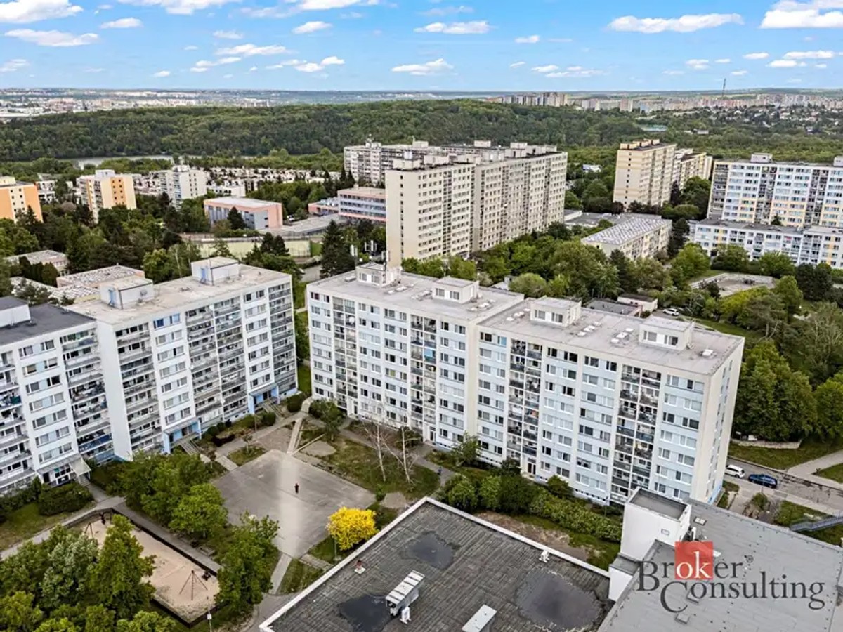 Kosmická 752, Praha – fotografie 3