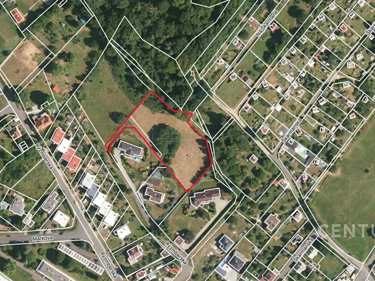 Stavební pozemek 4352 m²