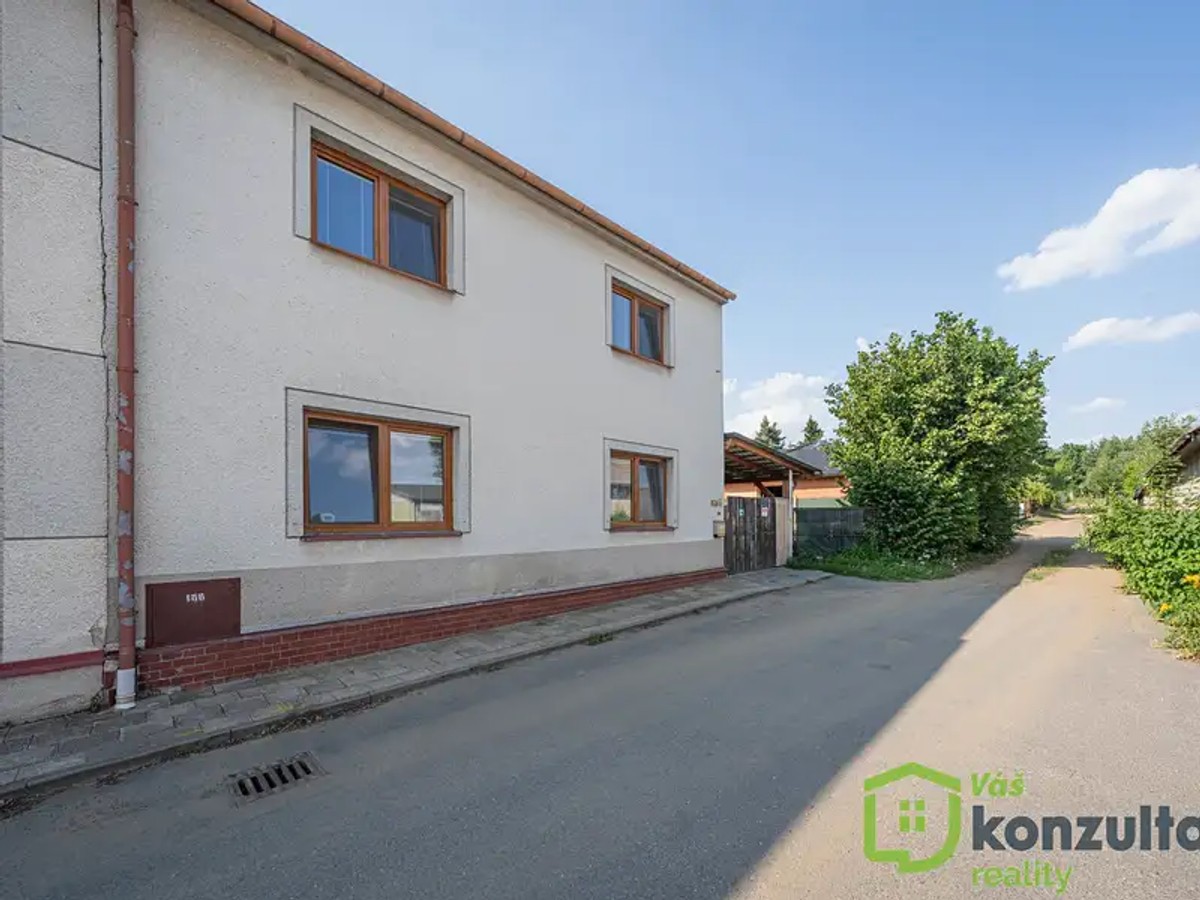 Poštovní, Měřín