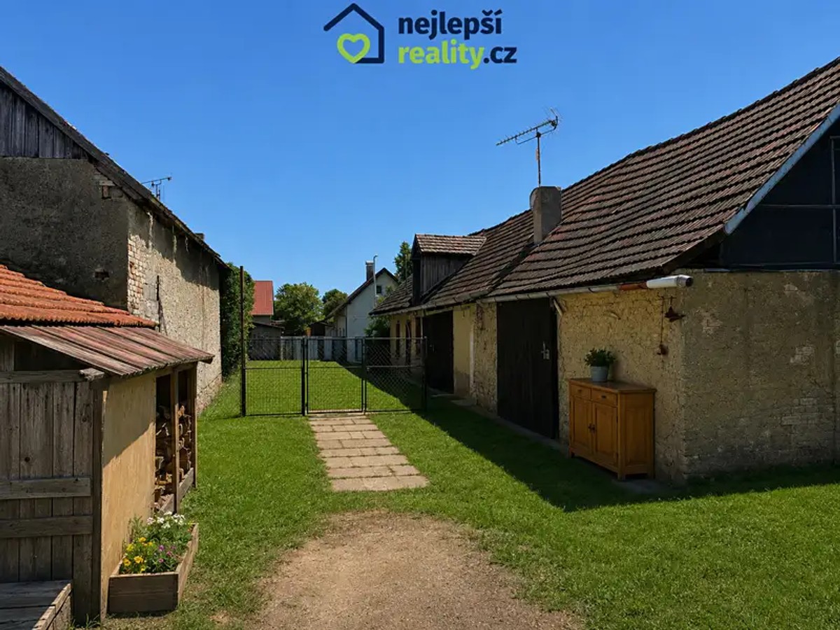 Netřebice, okres Nymburk – fotografie 4