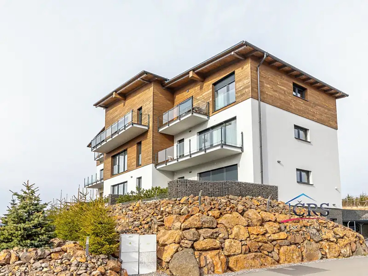 Prodej bytu 3+kk 66 m²