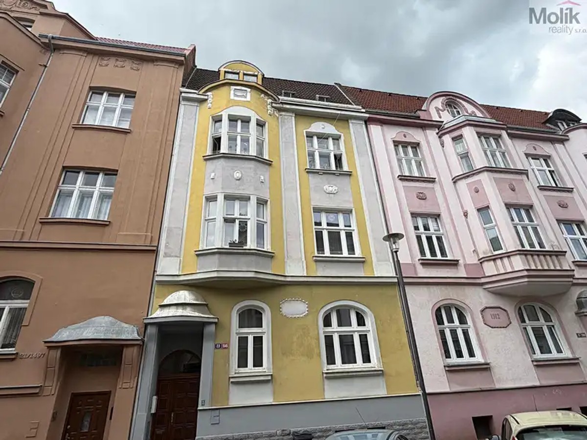 J. V. Sládka 1545, Teplice