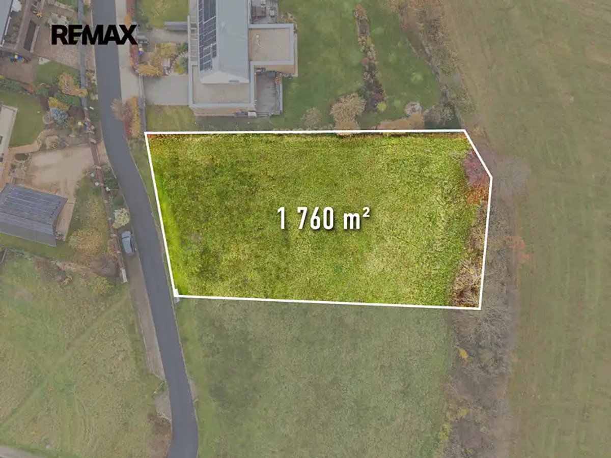 Stavební pozemek 1760&nbsp;m²
