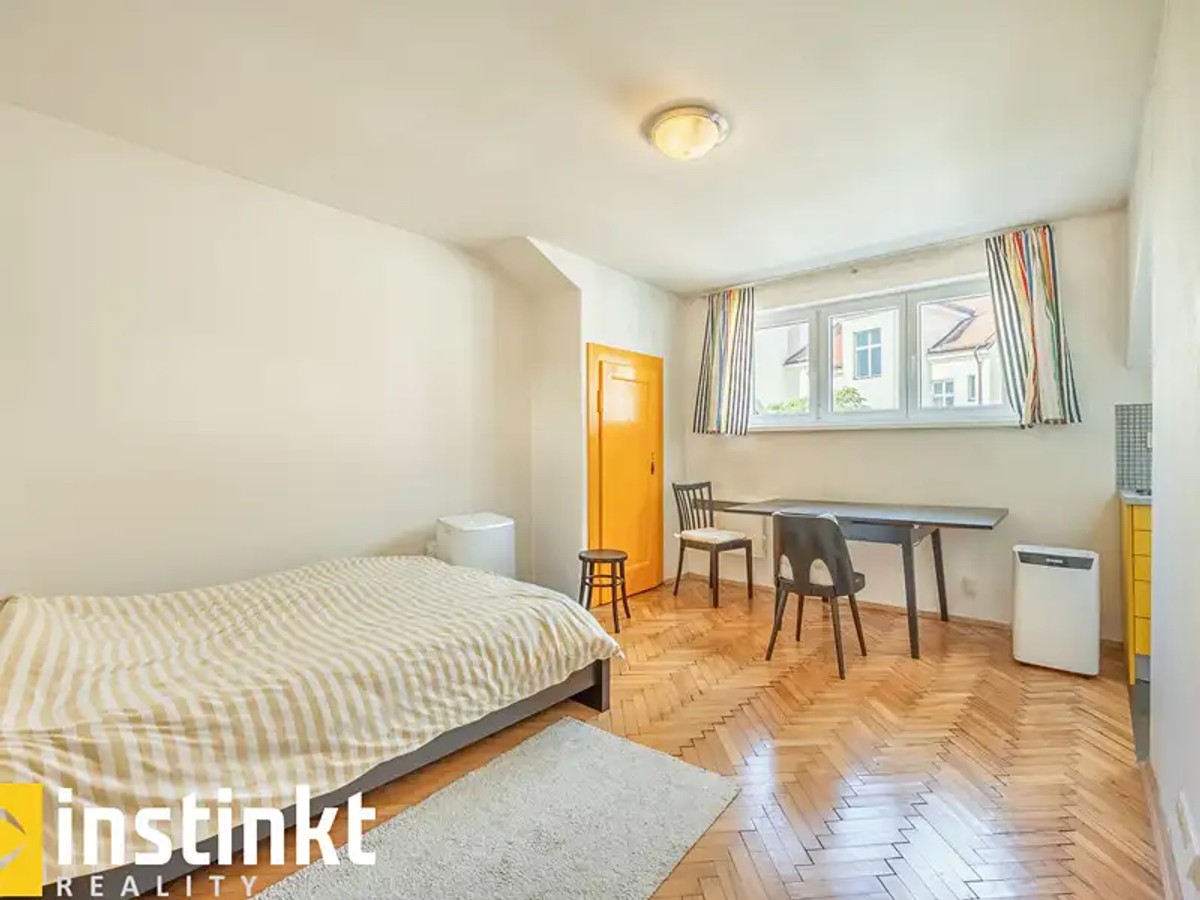 Voroněžská, Praha – fotografie 2