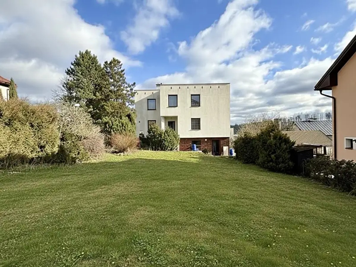 Dům 260 m²