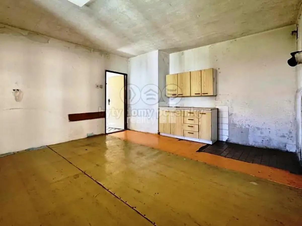 estate image