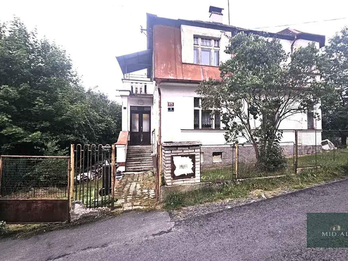 Petra Bezruče 675, Luby – fotografie 2