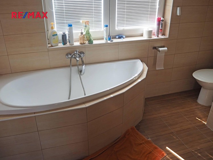 Prodaný  dům 203 m², pozemek 334 m²