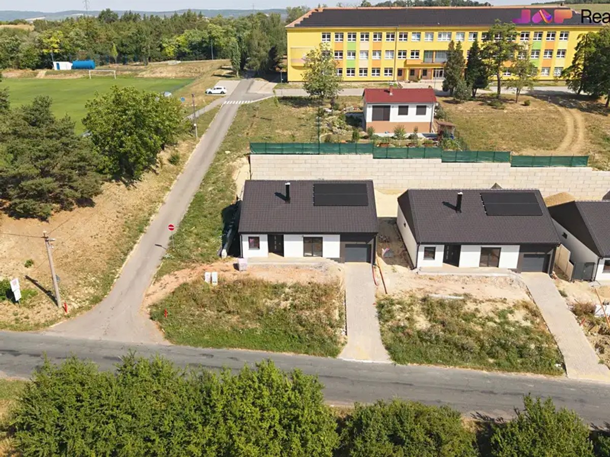 Nenkovice, okres Hodonín – fotografie 2