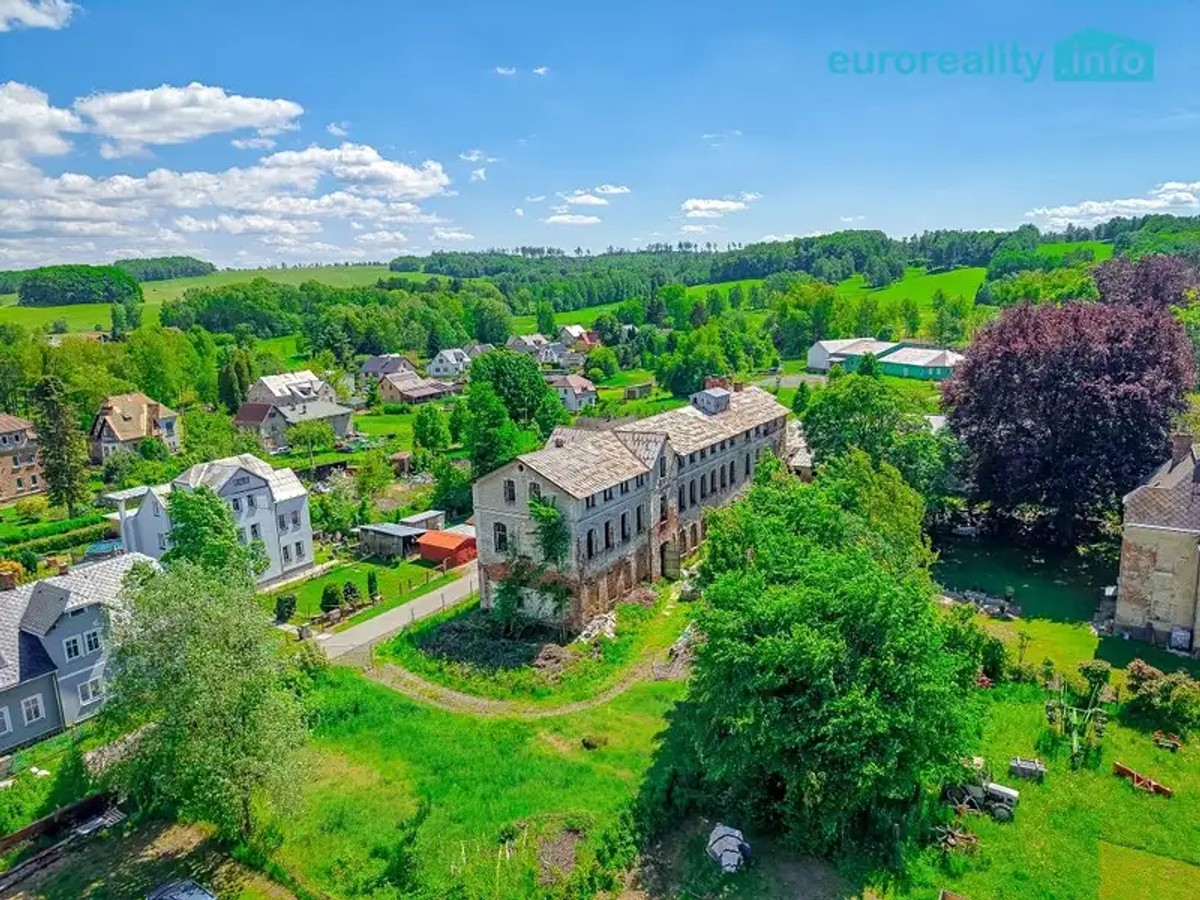 Stavební pozemek 2399 m²