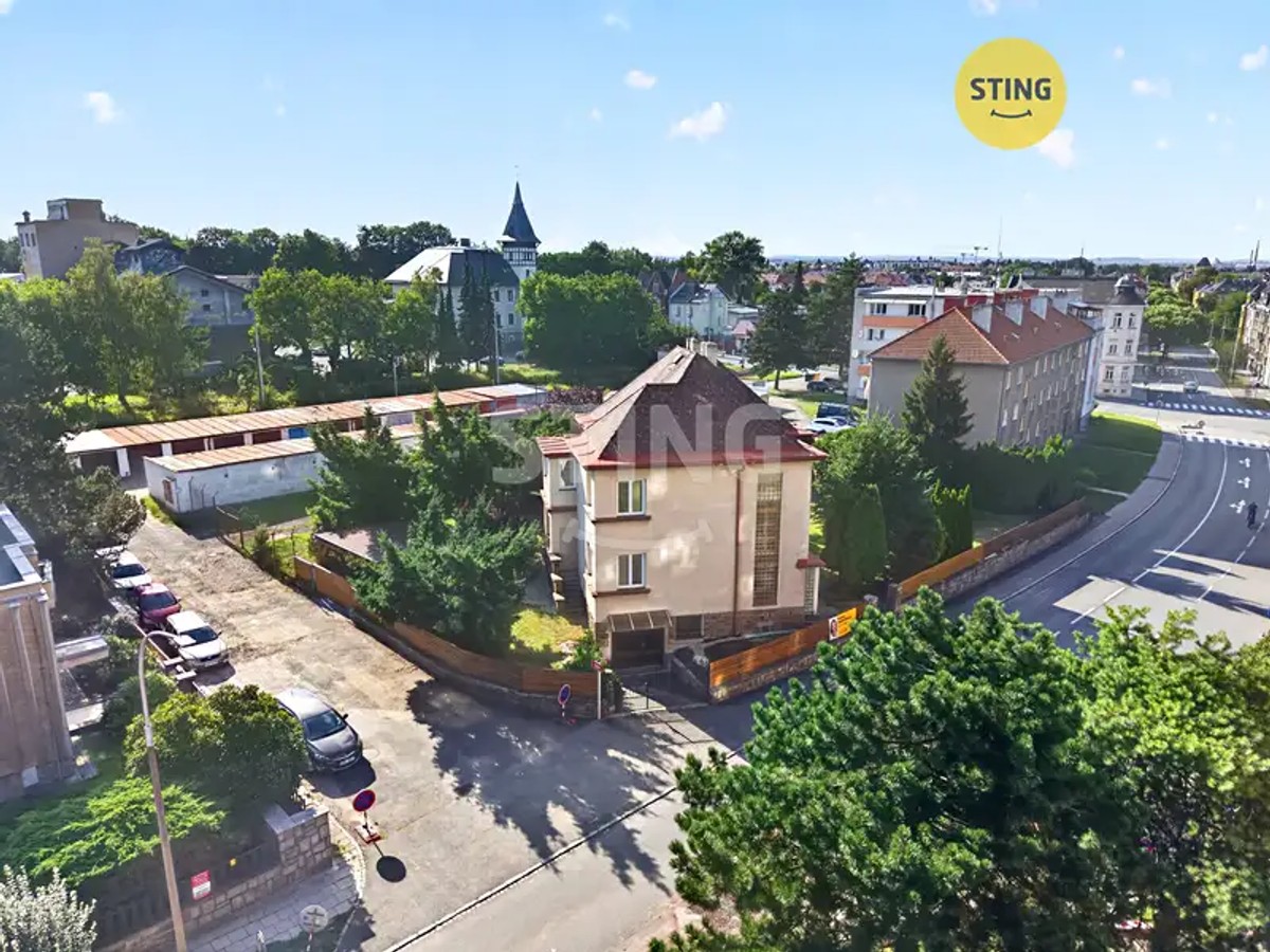 Hobzíkova, Opava