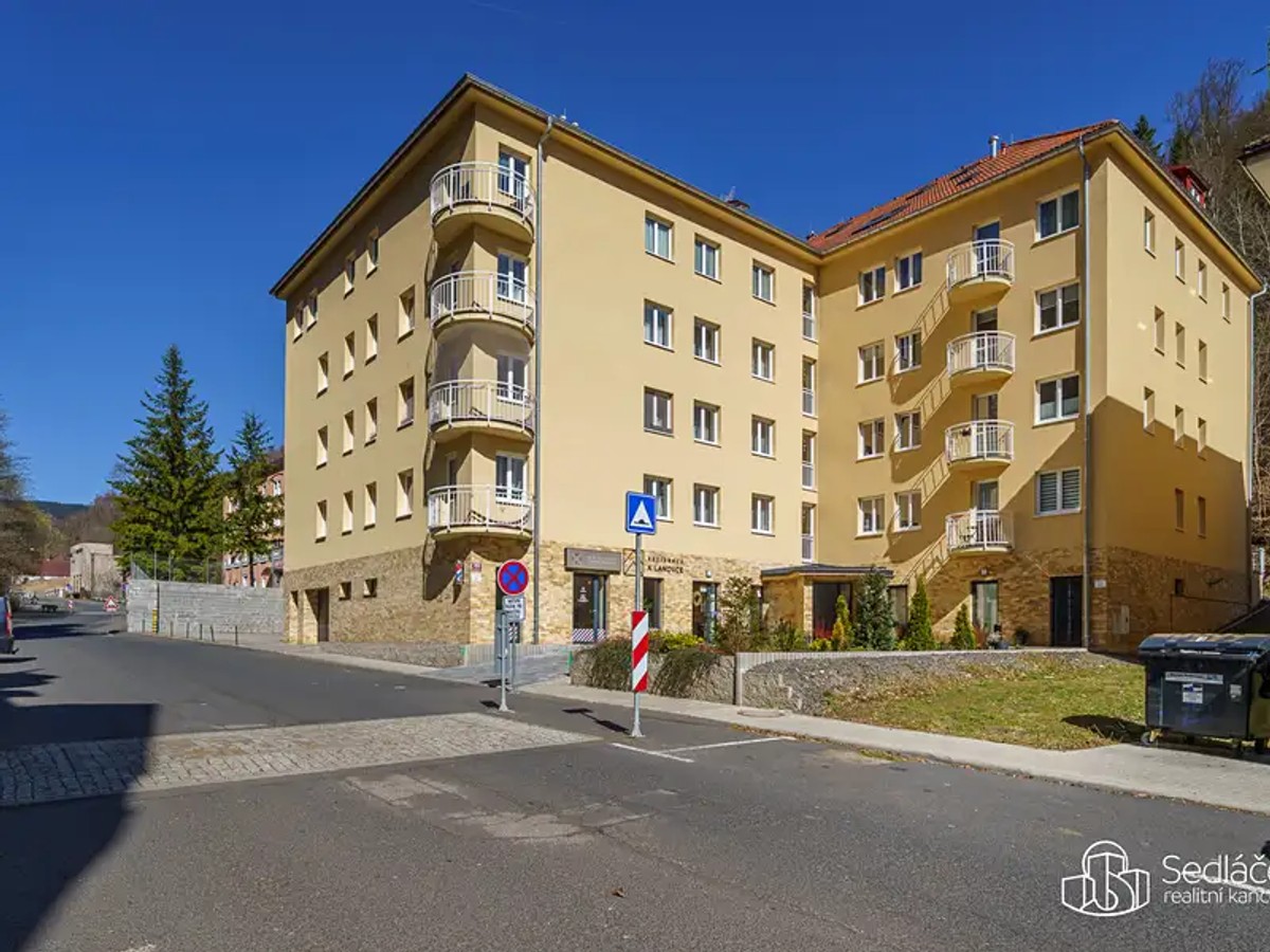 K Lanovce, Jáchymov