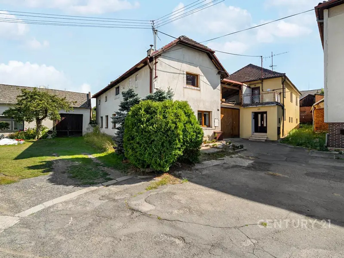 Tečovice 80, Tečovice