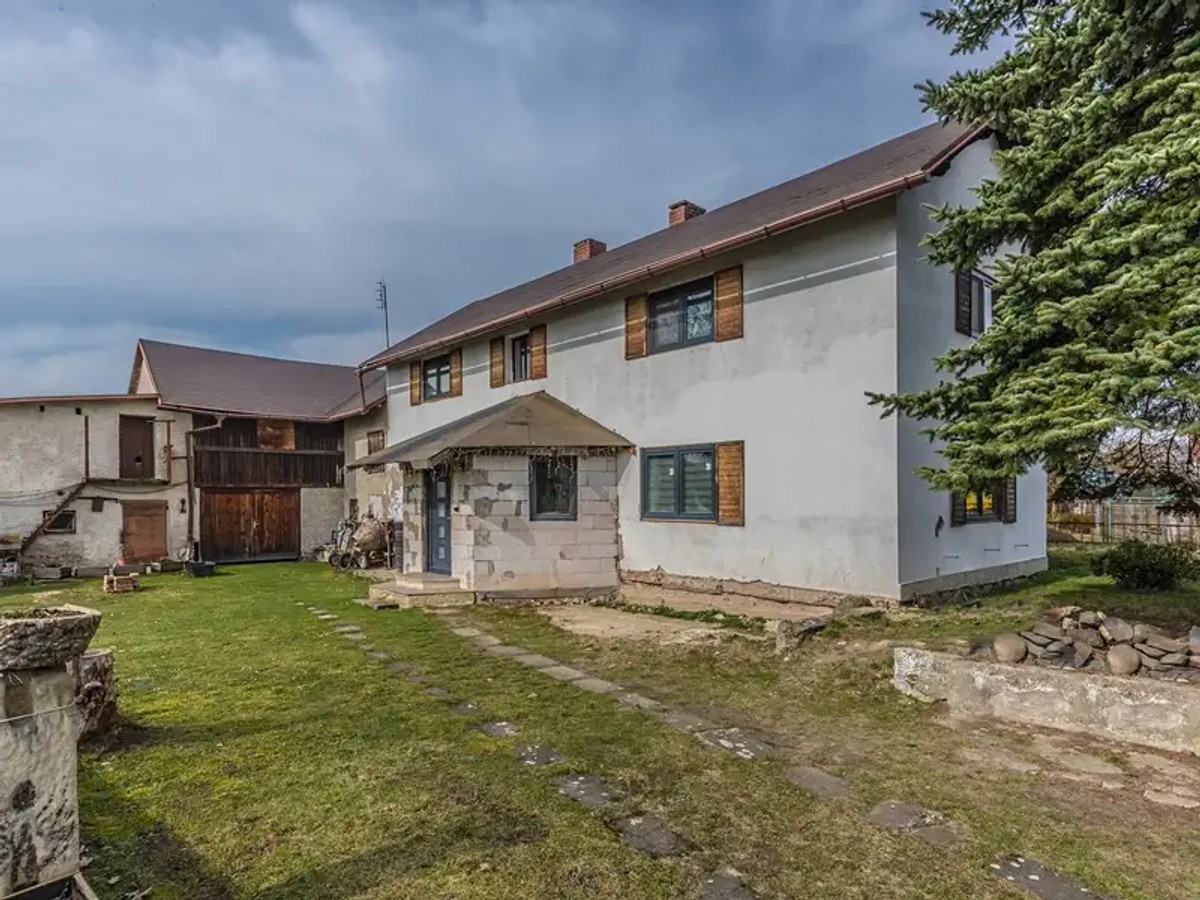 Prodej domu 205 m², pozemek 1157 m²